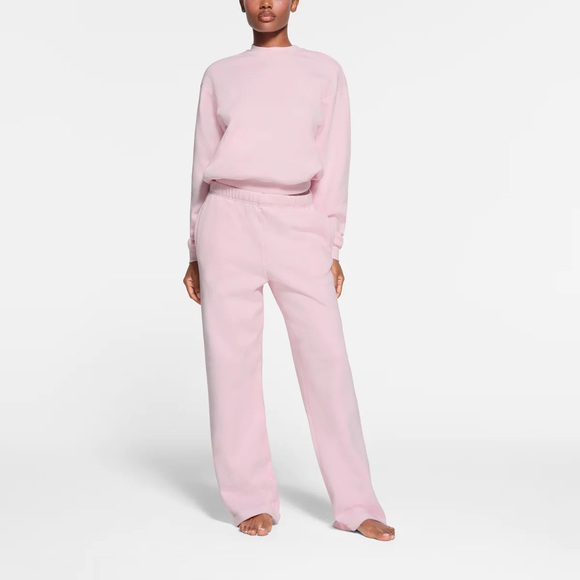 SKIMS Pants - NWT SKIMS Cotton Fleece Classic Straight Leg Pant in CHERRY BLOSSOM sz S - RARE